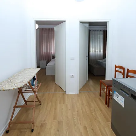 Romina Apartmán Berat
