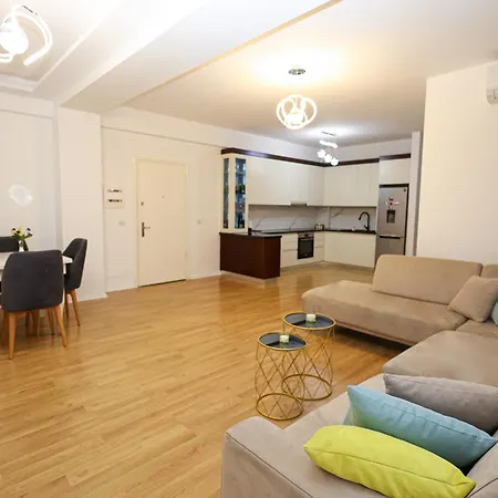 Romina Apartment *